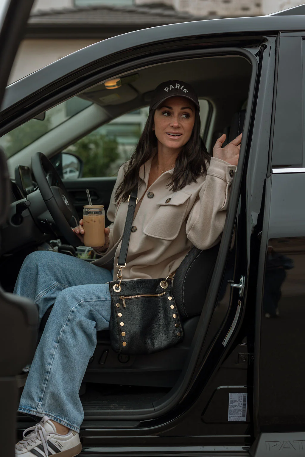 MIDI Dark Brown Hat Wig - Image 4