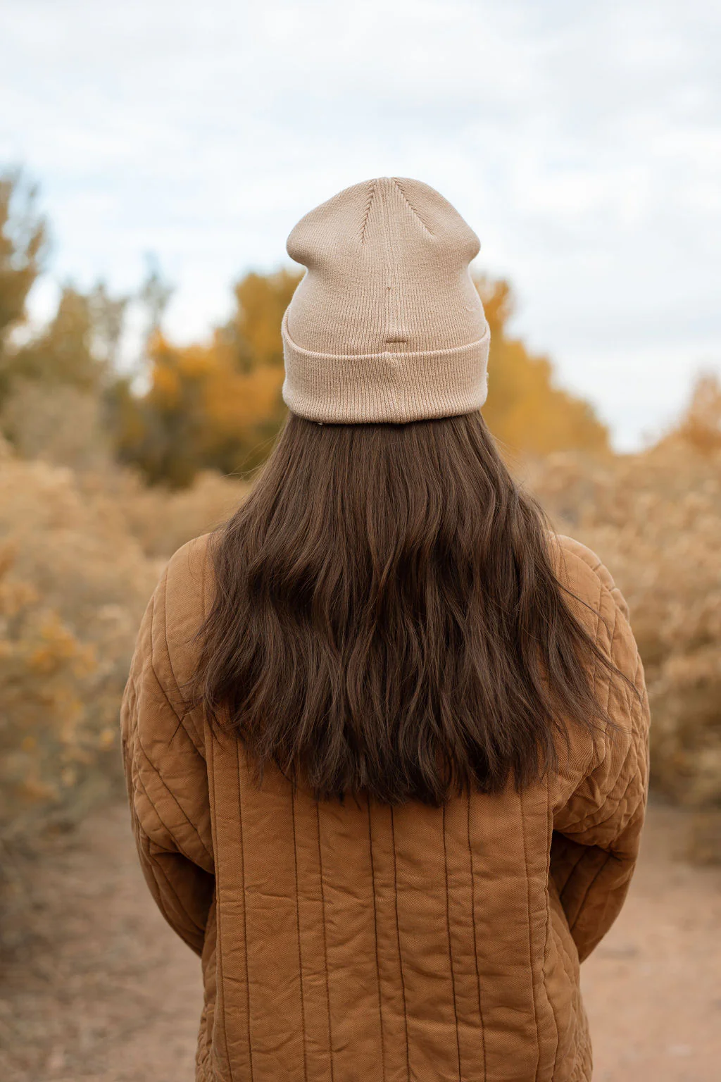 CLASSIC Medium Brown Light Wave Hat Wig - Image 3