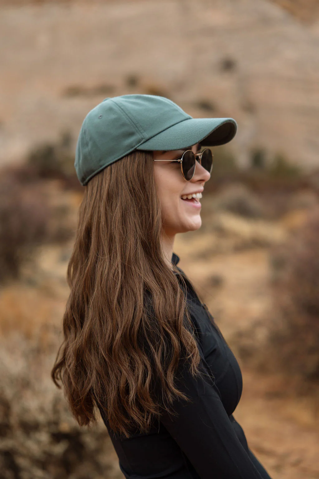 CLASSIC Medium Brown Wavy Hat Wig - Image 3