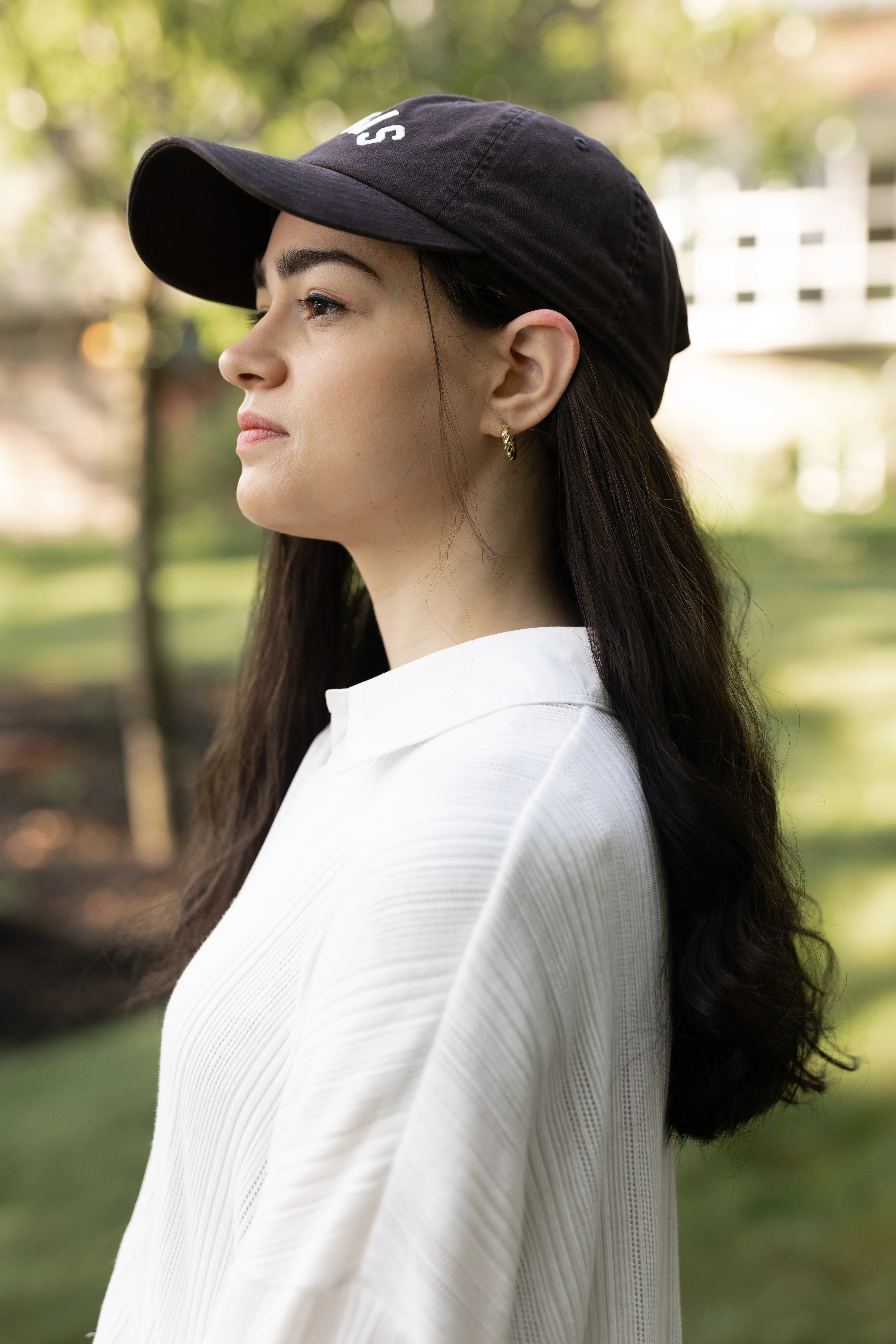 CLASSIC Dark Roast Wavy Hat Wig - Image 5