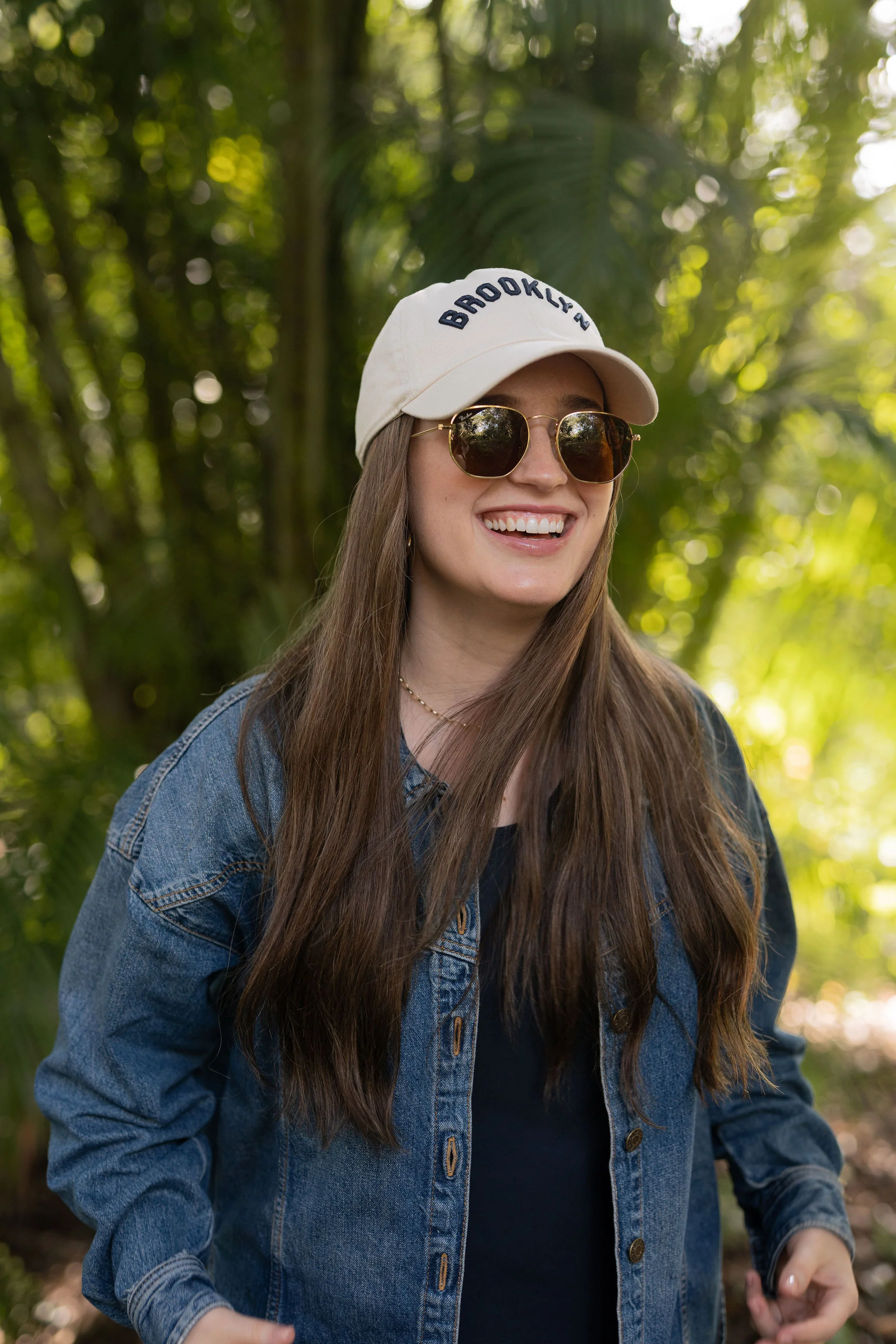 SUPER Highlighed Medium Brown Light Wave Hat Wig - Image 4